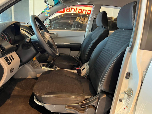 Imagem 11 de 15 de Mitsubishi L200 Triton Hls 2.4 Flex 16v Cd Mec.