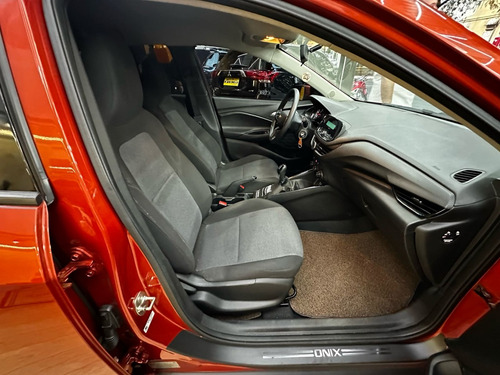 Chevrolet Onix 1.0 FLEX MANUAL