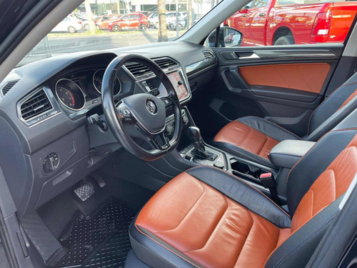 Imagen 10 de 15 de Volkswagen Tiguan 2018 2.0 Highline At