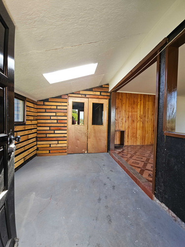 Amplia Casa En Venta En Parcela (82309)