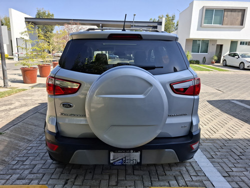 Ford Ecosport Titanium