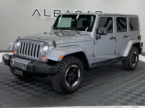 Jeep Wrangler 3.8 V6 Unlimited Sahara JK 4x4 At