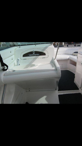 Lancha Ventura 23 Motor