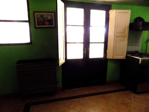 Casa Quinta, De 4 Hectareas Con 2 Viviendas Con Cochera, Deposito, Parque Y Parrilla