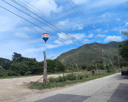 Re/max 2mil Vende Terreno, Sector Atamo Sur, Arismendi, Isla De Margarita.