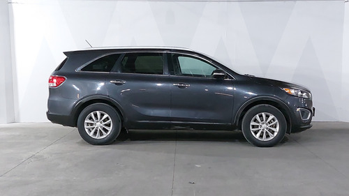 Kia Sorento 2.4 Lx At