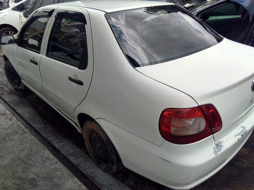 Sucata Fiat Siena Fire 1.0 2006 Para Retirada De Peças