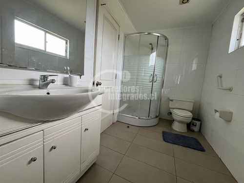 Casa En Venta De 6 Dorm. En Santo Domingo