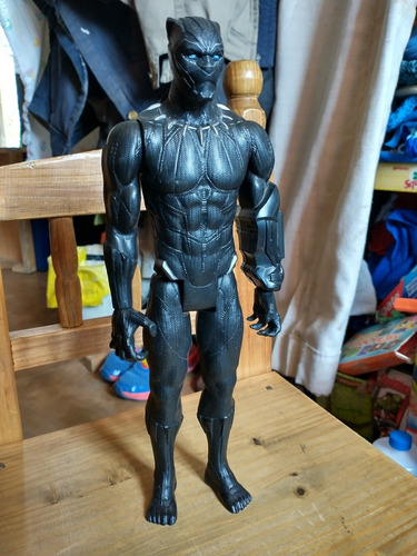 Black Panther Titan Hero Series (lanzador Titan Power Fx) (Usado)