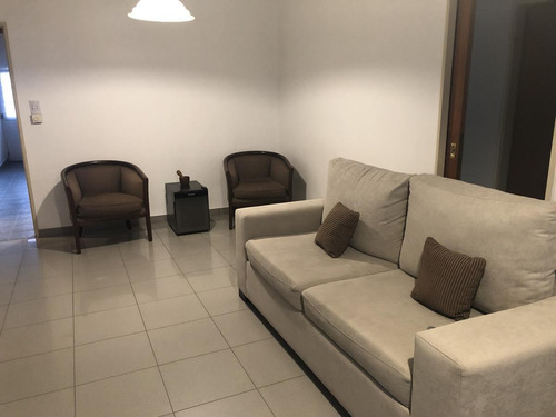 Imagen 24 de 30 de Casa Chalet En Venta - 4 Ambientes - Parque Y Pileta - Permuta - Ituzaingo / Padua