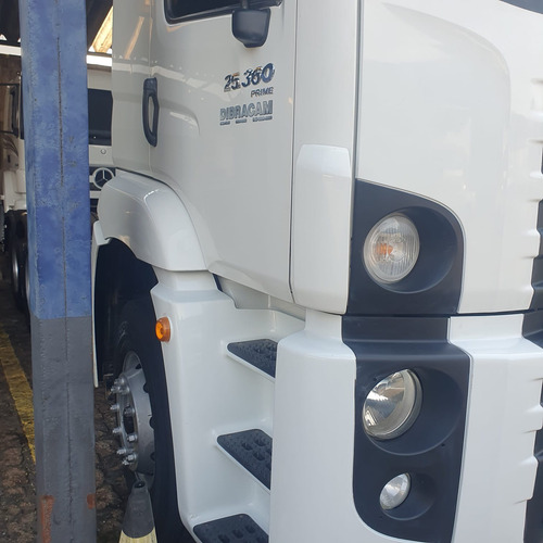 Volks 25360 Cavalo Mecanico Truck 6x2 Automatico
