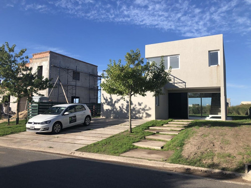 Imagen 4 de 6 de Oportunidad Financiado! Gran Lote Interno Dentro Del Barrio Puertos Del Lago - Riberas