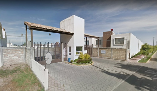 Casa En Venta Fraccionamiento Viñedos Juan C Bonilla Cuanala Puebla. Remate Bancario Goch*