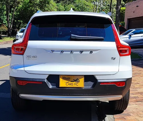 Volvo XC40 2.0 D4 Awd Momentum