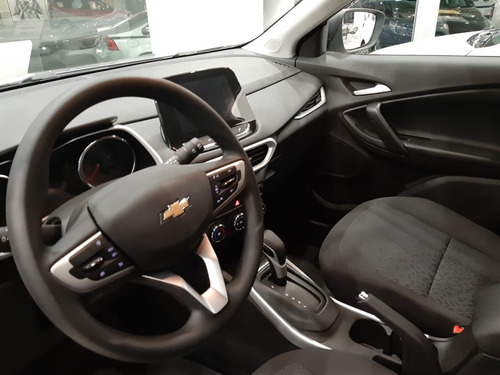 Imagen 4 de 22 de Chevrolet Tracker 0km#7