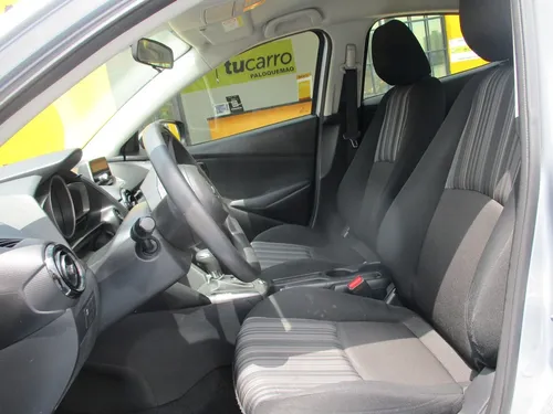 Mazda 2 1500cc At Aa