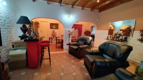 Venta Casa 4 Amb Cocher Jardin Parrilla Avellaneda