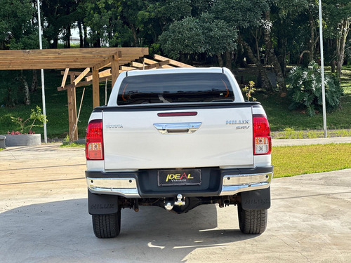 Toyota Hilux SRV - 2.8 4X4