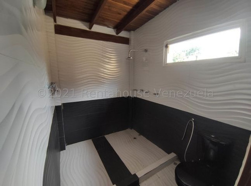 Imagen 14 de 21 de Casa En Venta En El Limón, Av. Universidad, Maracay, 22-14660 Mv