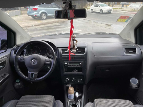 Imagen 10 de 12 de Volkswagen Suran 2011 1.6 Imotion Highline 11c