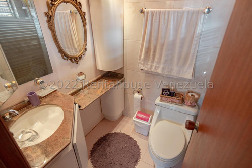 Stephany La Roche Casa En Venta En Santa Paula Mls #23-668