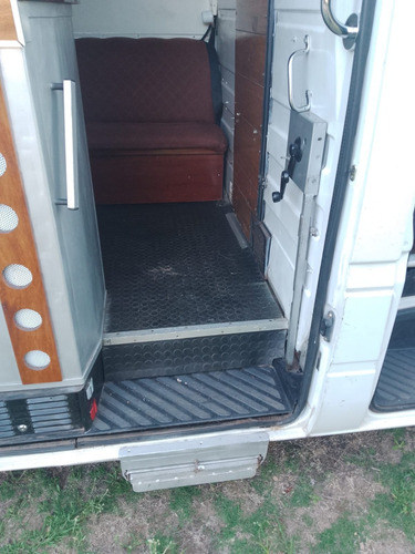 Mercedes-Benz Sprinter 2.5 313 Chasis 3550