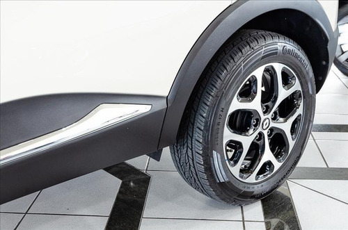 Renault Captur 1.6 Intense Flex X-tronic