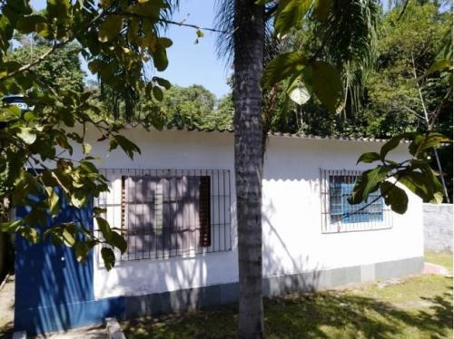 Imagem 4 de 8 de Mini Chácara Com Piscina No Litoral Sul - 7919