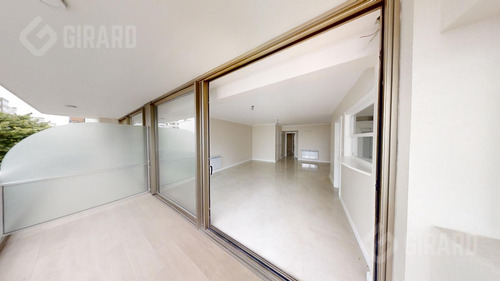 Venta De 3 Amb A Estrenar. Amplio Living Comedor. Zona Paseo Aldrey. Con Patio