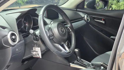 Mazda 2 1.5 Grand Touring Lx Sedan