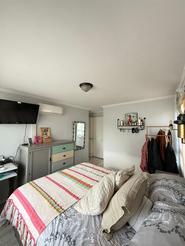 Departamento Remodelado En Venta De 3 Dorm. En Providencia