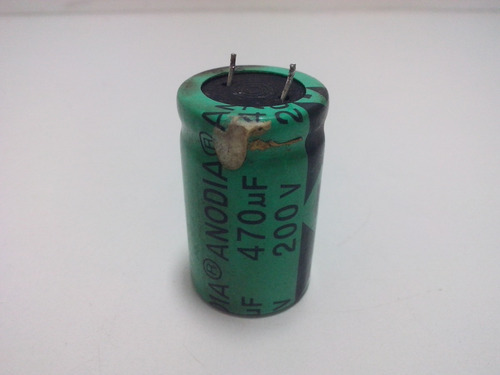 Capacitor Eletrolítico 200v 470uf 85°c 36x22mm (Usado)