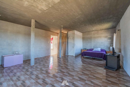 Gran Predio Con Casa Sobre Camino Los Horneros