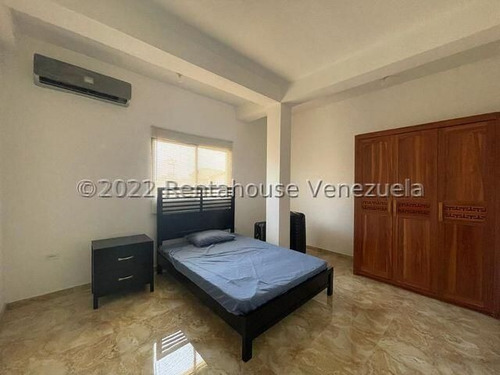 Imagen 13 de 16 de Townhouse Duplex, Listo Para Habitar Con Muchas Comodidades. Ubicado En Condominio Cerrado De Santa Fe. #22-15271.