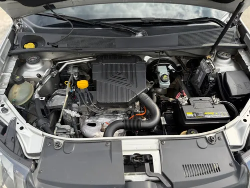 Renault Logan 1.6 Authentique / Life