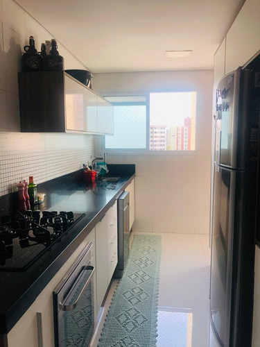 Oportunidade. Royale Merit, 126m², 3 Suítes, 2 Vagas.