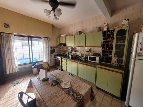 Casa En Venta En Lanus Este