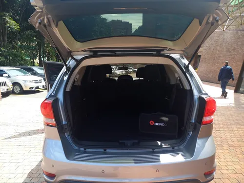 Dodge Journey 2.4 Sxt Fl Aut 7 PASAJEROS