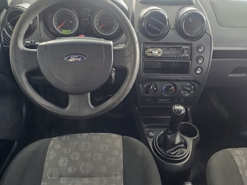 Ford Fiesta Fiesta 1.0 ROCAM HATCH 8V FLEX 4P MANUAL