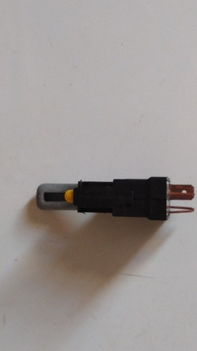 Imagem 3 de 4 de Botão Desembaçador Aquecimento Vidro Monza 82 A 96 Original
