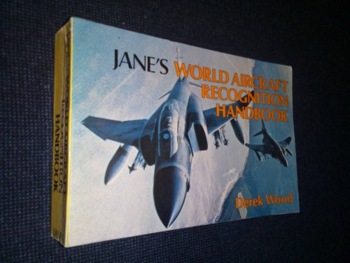 Imagen 1 de 9 de Jane´s World Aircraft Recognition Handbook Derek Wood