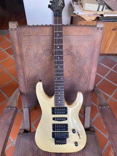 Guitarra Eléctrica Fender Squier Superstrat 1989