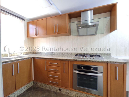 Encuentra Este Apartamento En Venta Modernos Amplio Cómodo Excelente Condominio En Urbanización San Isidro Nela 25-13605