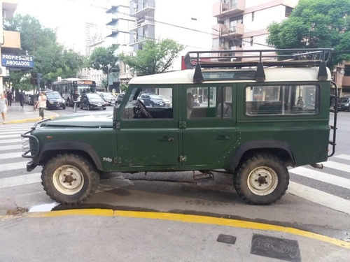Imagen 10 de 14 de Land Rover Defender 2.5 110 5 Sw 2001