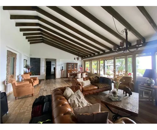 Increíble Casa Campestre Con Hermoso Lote. Código 57