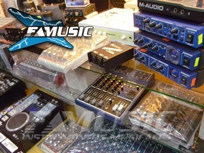 Imagen 2 de 6 de Ftm Microfono Condenser Behringer B1 - Diafragma Grande