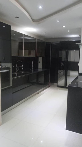 Imagen 4 de 30 de Apartamento En Arivana Plaza