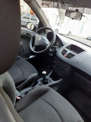 Peugeot 207 1.4 Active 75cv 2011