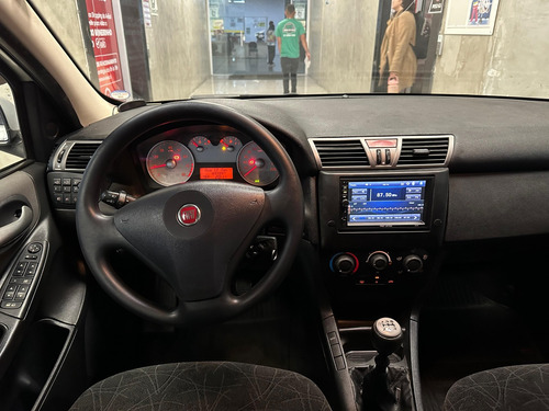 Fiat Stilo 1.8 MPI ATTRACTIVE 8V FLEX 4P MANUAL