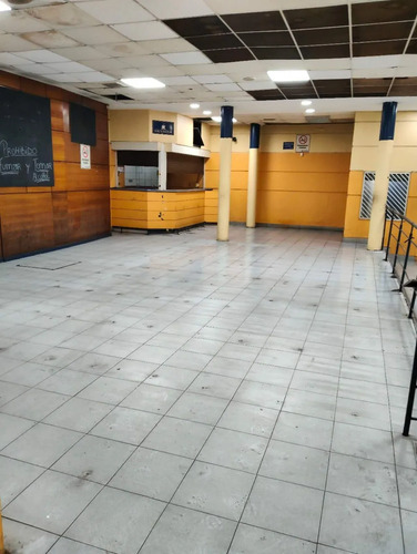 Arriendo Local Comercial En Santiago